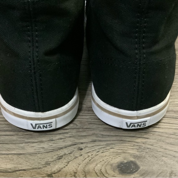 Vans women’s semi high top size 8. - Picture 6 of 8